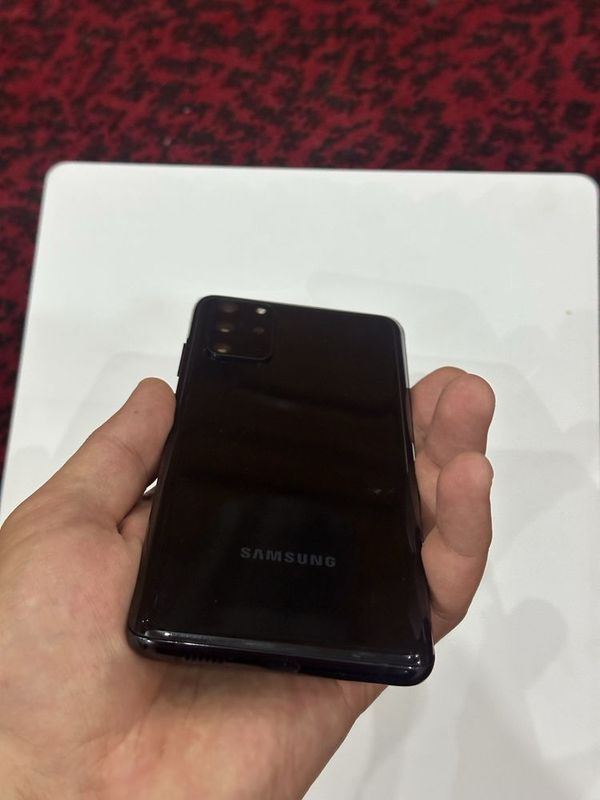 Samsung s 20 plus 256 gb Samsung s 20 plus 256 gb