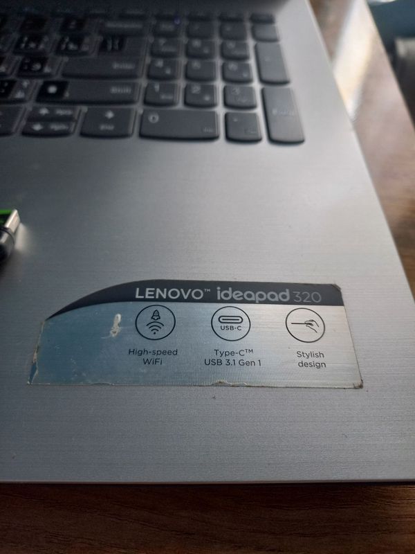 Noutbook sotiladi , Lenovo Noutbook sotiladi , Lenovo