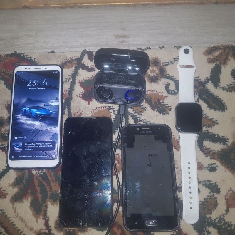 Redmi, smart watch ,naushnik ,zapchast telefonlar sotiladi