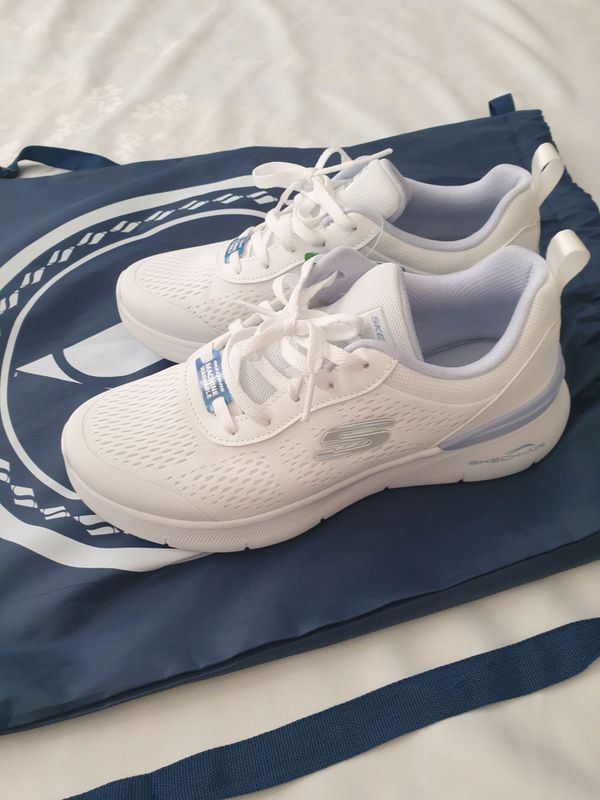 SKECHERS женские кроссовки