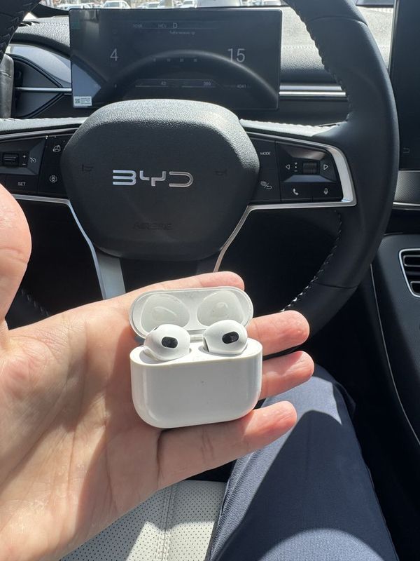 Airpods 4 srochna sotladi
