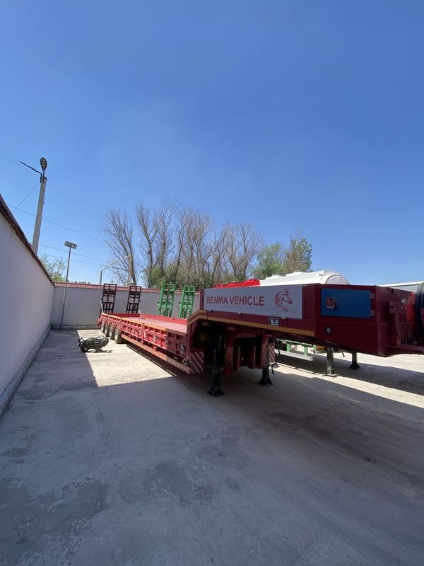 Traller 4moat sotiladi Traller 4moat sotiladi