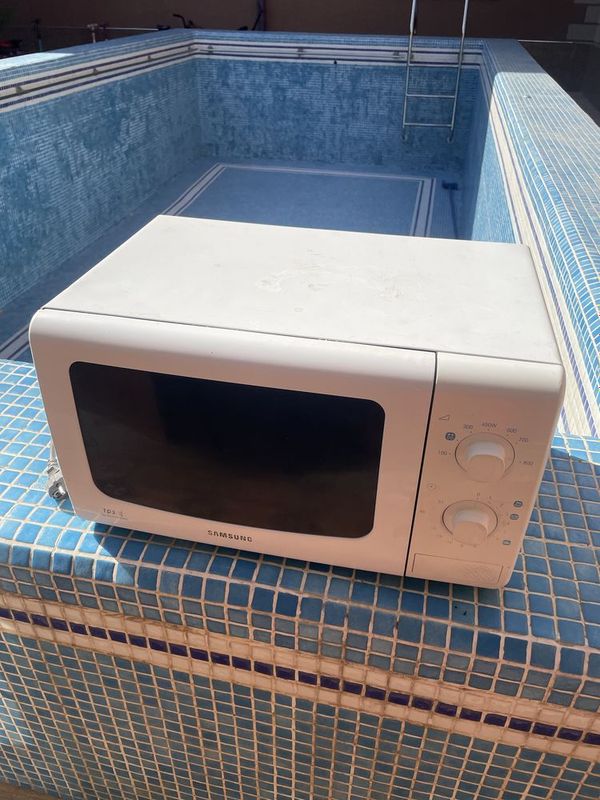 микроволнвка samsung sotiladi