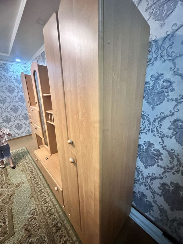 Mebel sotiladi srochno sergelida Mebel sotiladi srochno sergelida