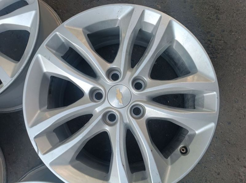 Malibu 2 2.4 diska saka diska R 17 zavod Malibu 2 2.4 diska saka diska R 17 zavod