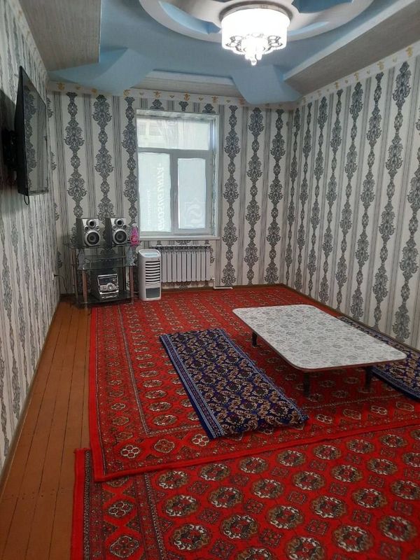 2 xonali kv ijaraga beriladi
