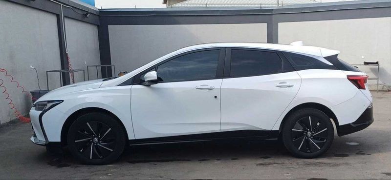 Buick velite 6. 2023 yil .430 km.35.000 yurgan tozza ozimiki Buick velite 6. 2023 yil .430 km.35.000 yurgan tozza ozimiki