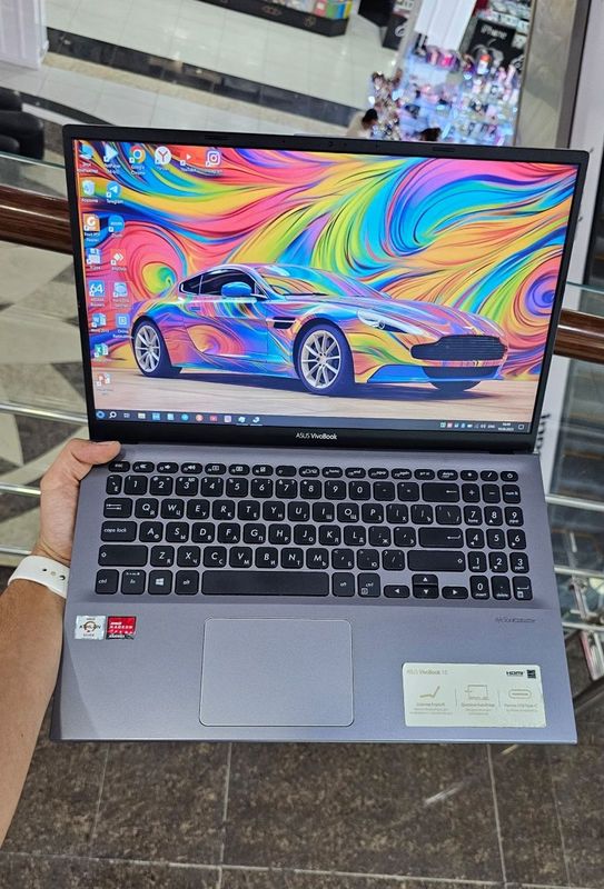 155 kun ishlagan iddeal ASUS notebookni yarim narxiga qilb berayinmi? 155 kun ishlagan iddeal ASUS notebookni yarim narxiga qilb berayinmi?
