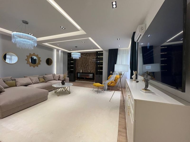 Сдается 3х ком квартира, ЖК Янги Дархан, ор-р: Дархан, 107 м²