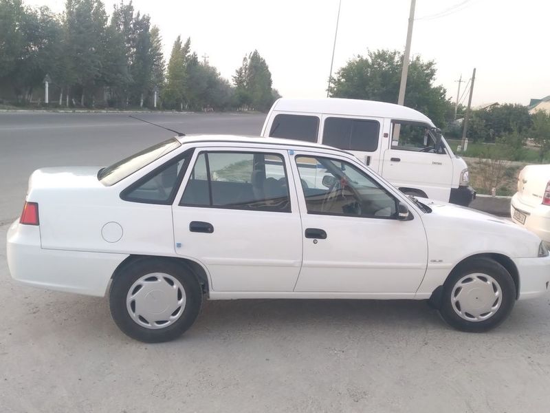 Nexia 2. Xolati idiyal pirabek 98 000 ta
