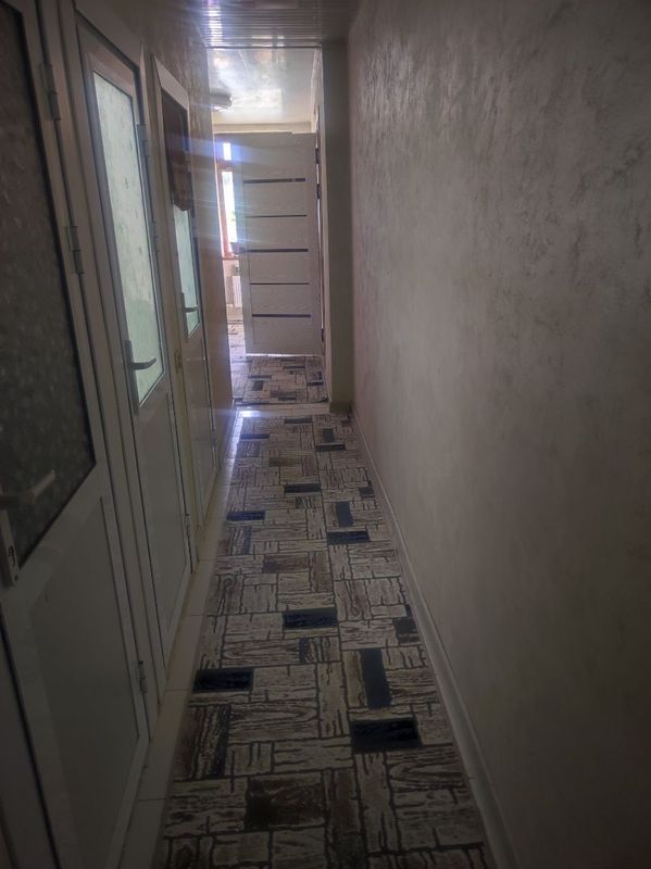 Dom sotiladi Toshkent viloyat Zangiota tumanida
