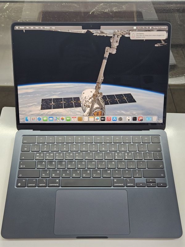 Macbook air m2 midnight Macbook air m2 midnight