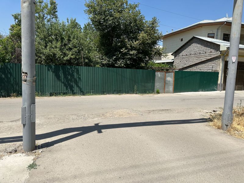 Продается участок 5,4 сотки, фасад 15 метров, прямоугольный Продается участок 5,4 сотки, фасад 15 метров, прямоугольный