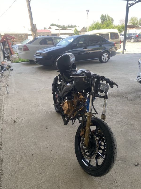 Moto sotiladi orzon Moto sotiladi orzon