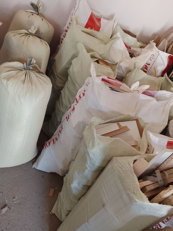 Mebel sehdan chiqgan õtin Mebel sehdan chiqgan õtin