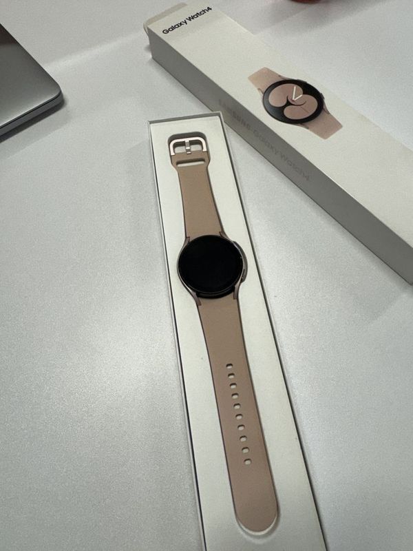 Samsung Galaxy Watch 4 Samsung Galaxy Watch 4