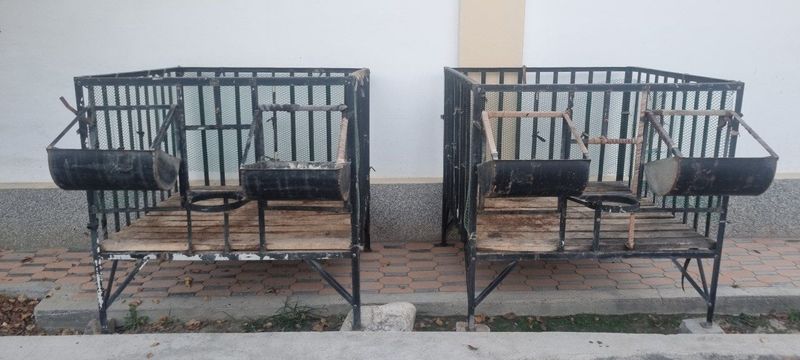 Qoyxona sotiladi