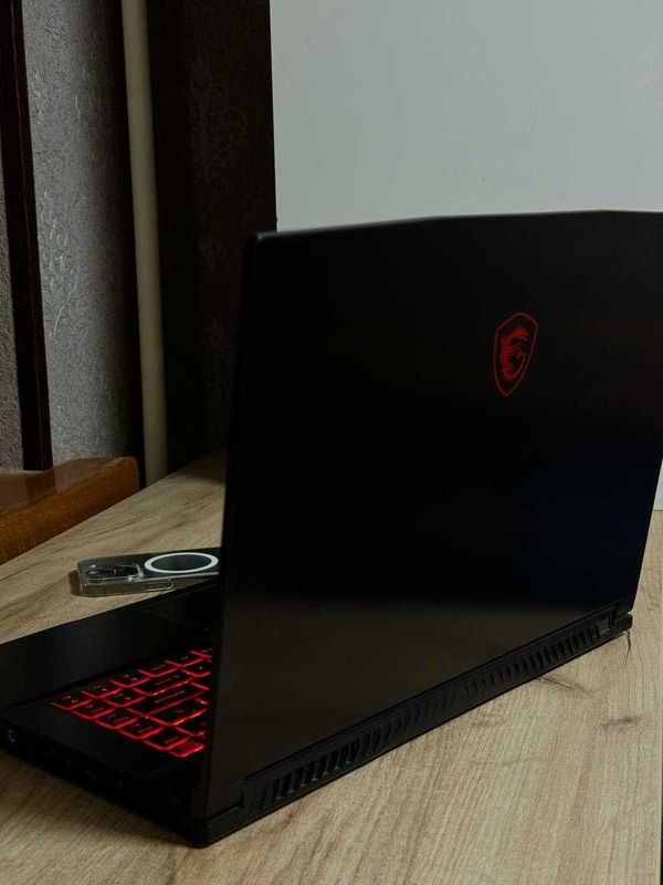 MSI gaming gf65 16/512 MSI gaming gf65 16/512