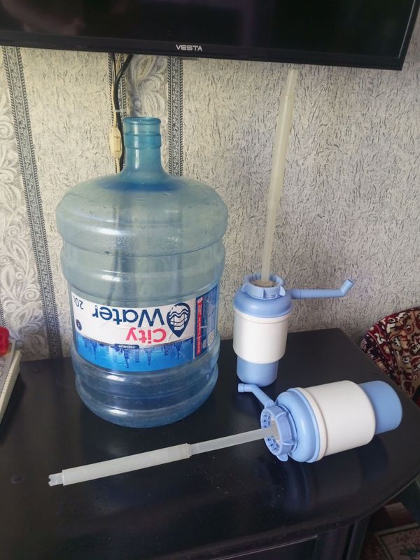 Продам ручной кулер воды. Продам ручной кулер воды.