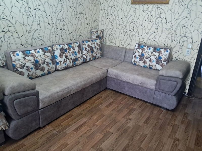 Срочно продам мягкую мебель Срочно продам мягкую мебель