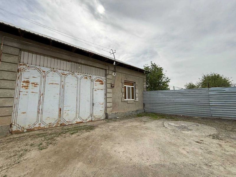 ARZON BÒLDI Tayyor 6 sotiqli hovli sotiladi. ARZON BÒLDI Tayyor 6 sotiqli hovli sotiladi.