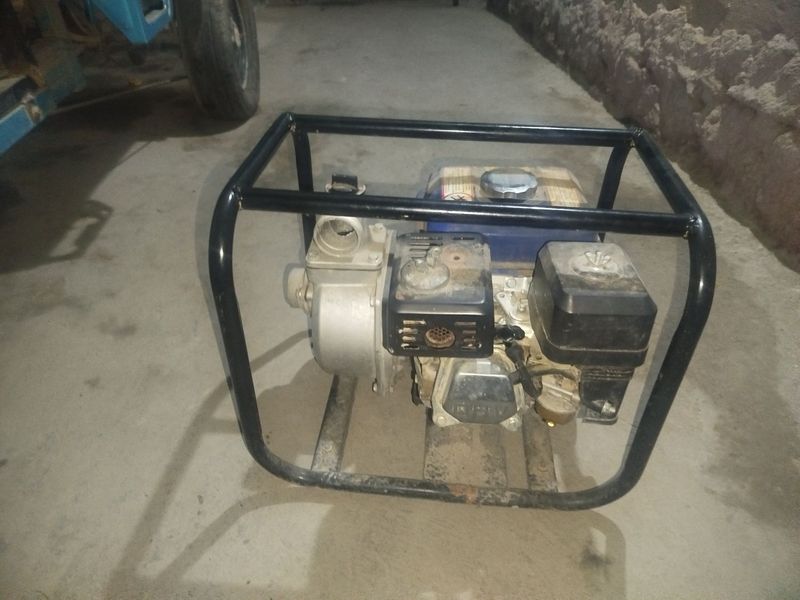 Suv nasosi 50 talik yangi birmarta ishlatilgan ishlashi yaxshi Suv nasosi 50 talik yangi birmarta ishlatilgan ishlashi yaxshi