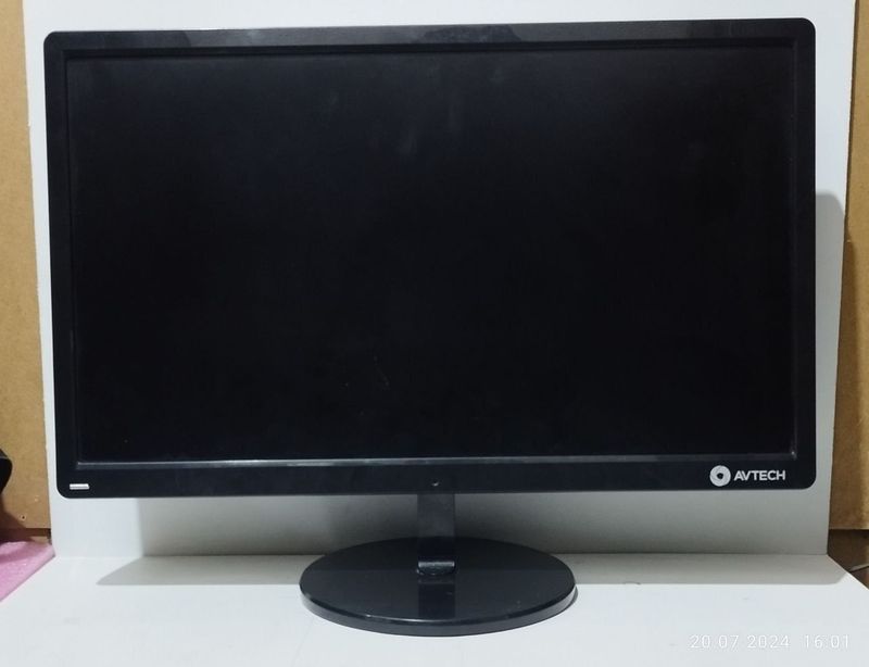 Моноблок Avtech 22"