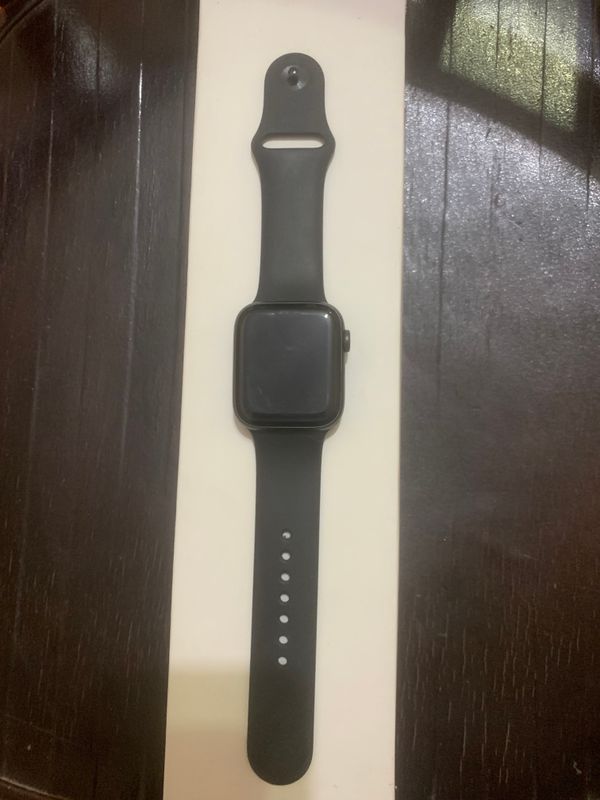 Apple Watch Series 5 44mm Apple Watch Series 5 44mm