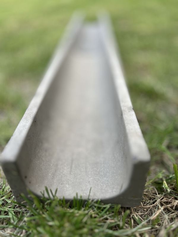 Lotok beton sfatliy Lotok beton sfatliy