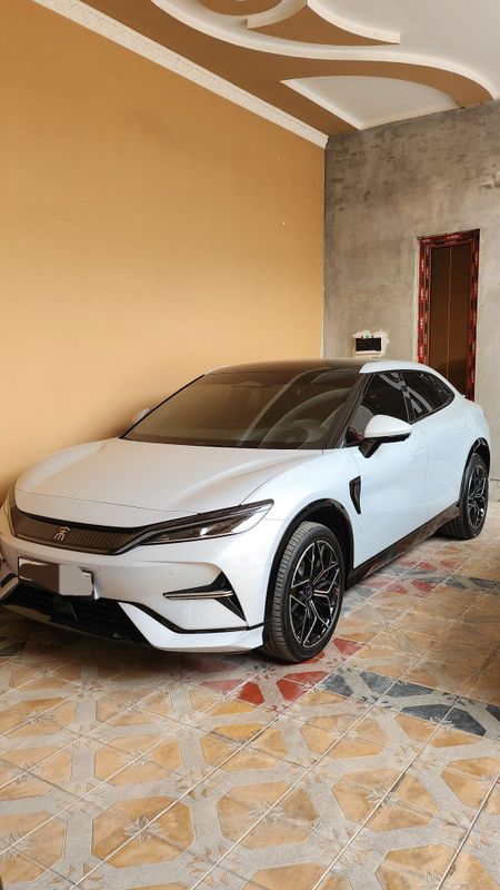Byd Song L full pozitsiya Byd Song L full pozitsiya
