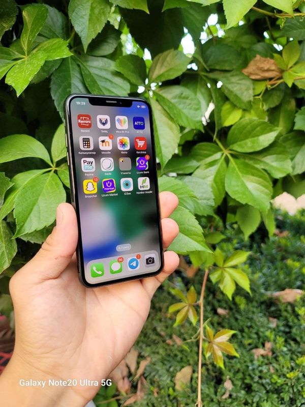 Iphone xs ideal holatda