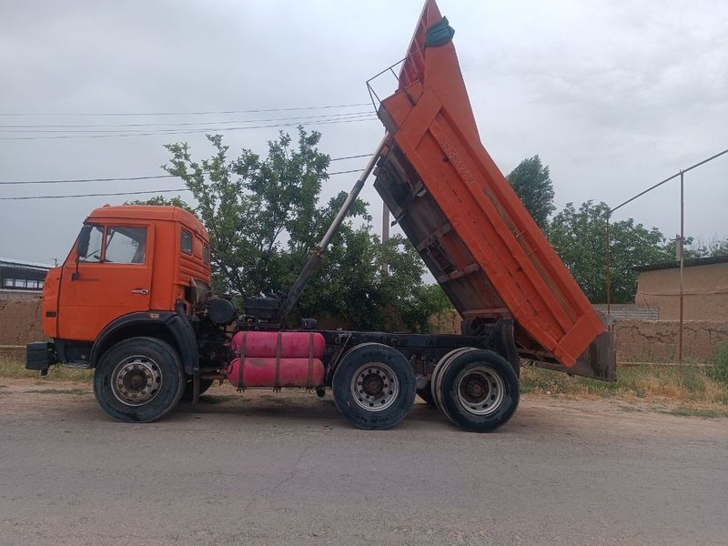 Kamaz sotiladii..