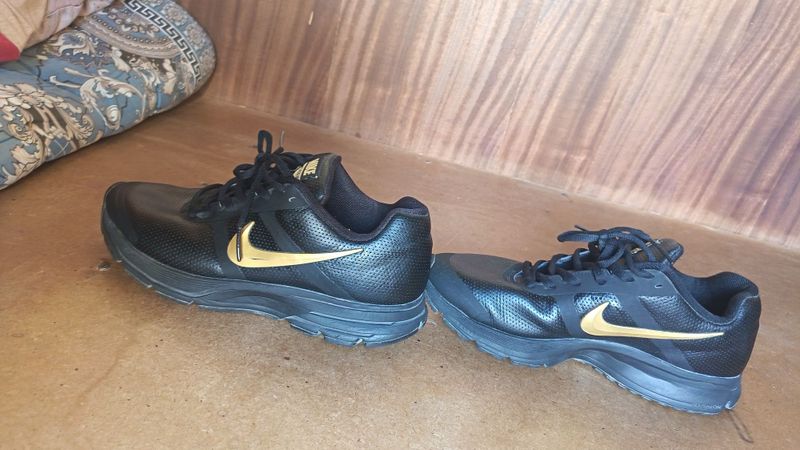 Nike krasofka dotiladi Nike krasofka dotiladi