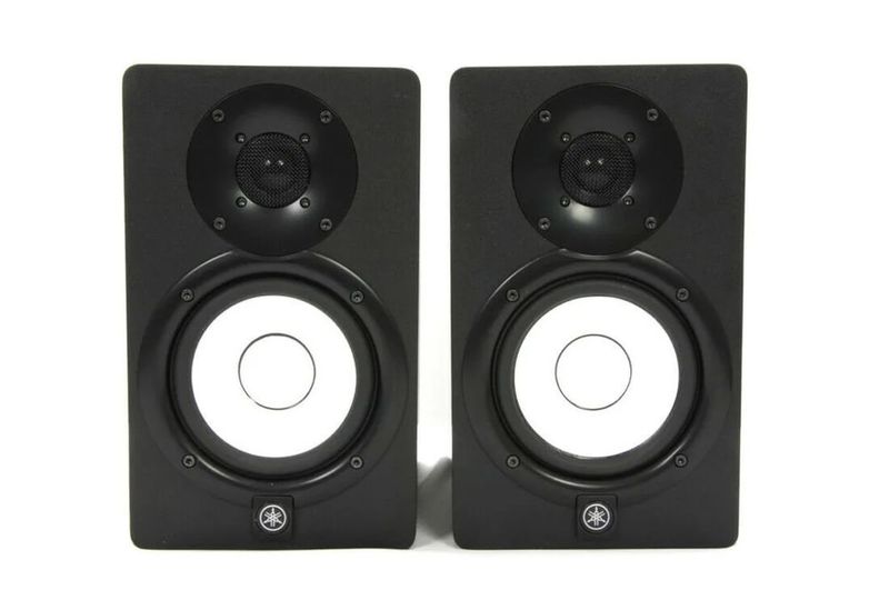 Студийные мониторы yamaha hs5 Студийные мониторы yamaha hs5