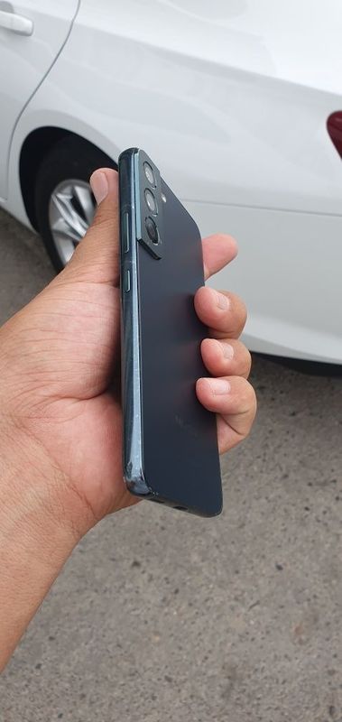 Samsung S 22 5G Samsung S 22 5G