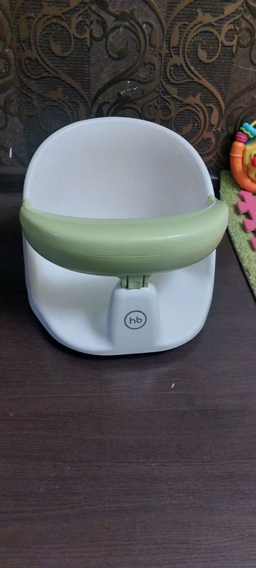 Стульчик для купаня дети! Стульчик для купаня дети!