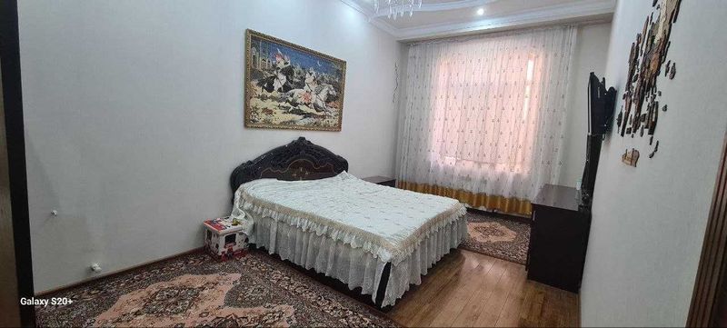 продам Евро дом на Бадамзар 3 соток 6 комнат продам Евро дом на Бадамзар 3 соток 6 комнат