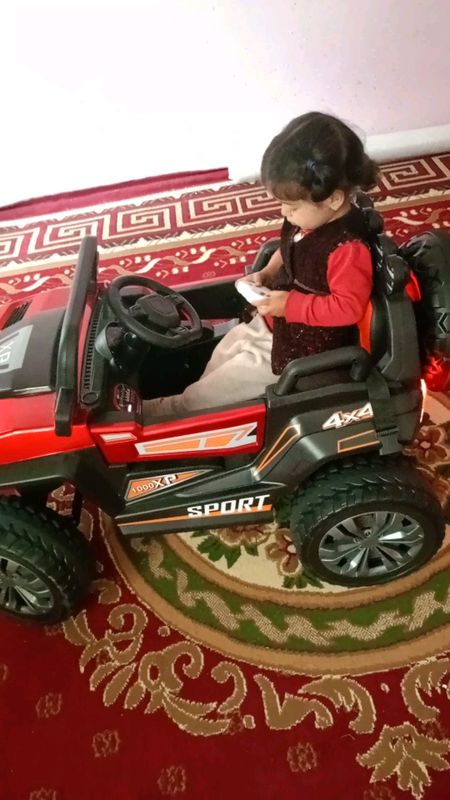 bolalar elektro mobil, pultda+ oʻzini haydash m/n bolalar elektro mobil, pultda+ oʻzini haydash m/n