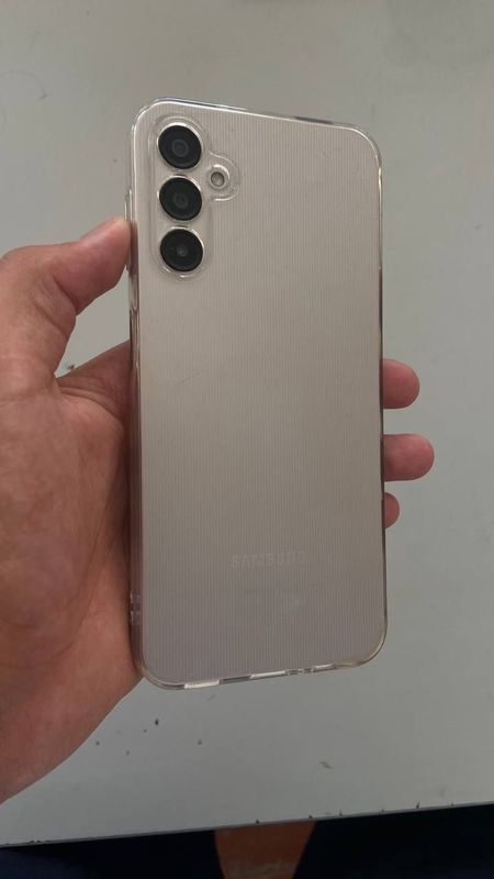 Samsung A14 xotira64 Samsung A14 xotira64