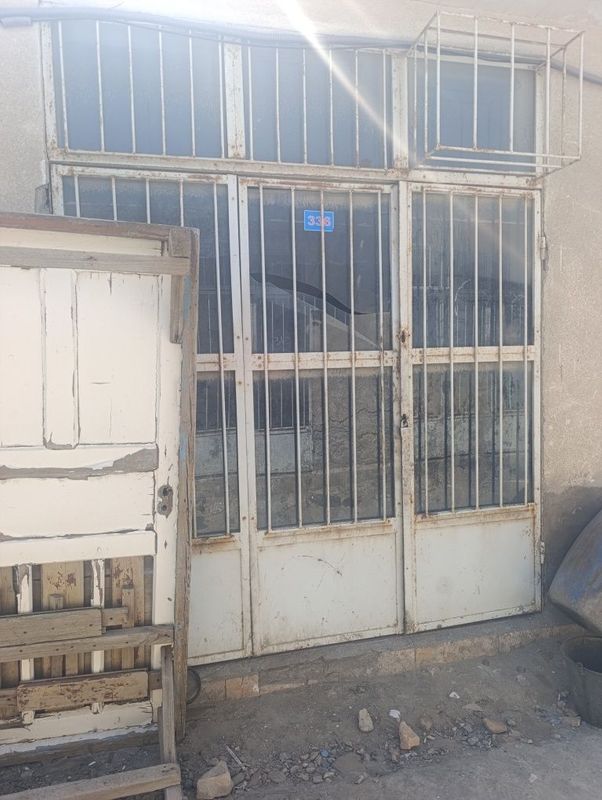 Продаётся магазин в запчаст базаре Продаётся магазин в запчаст базаре