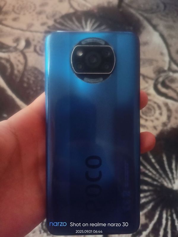 Poco x 3 pro 128 GB 900 kelishamiz Poco x 3 pro 128 GB 900 kelishamiz