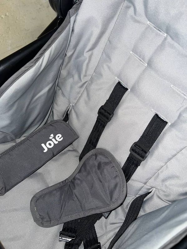 Коляска Joe