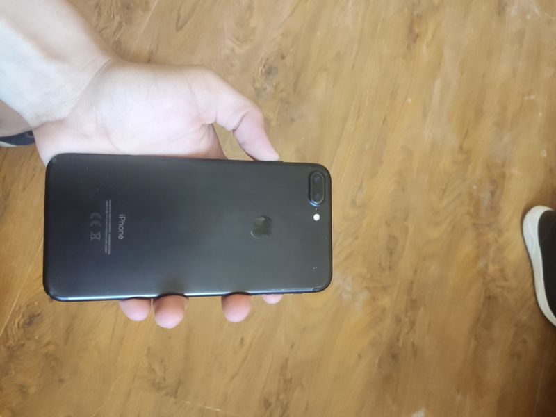 Iphone 7plus 128 tali Iphone 7plus 128 tali