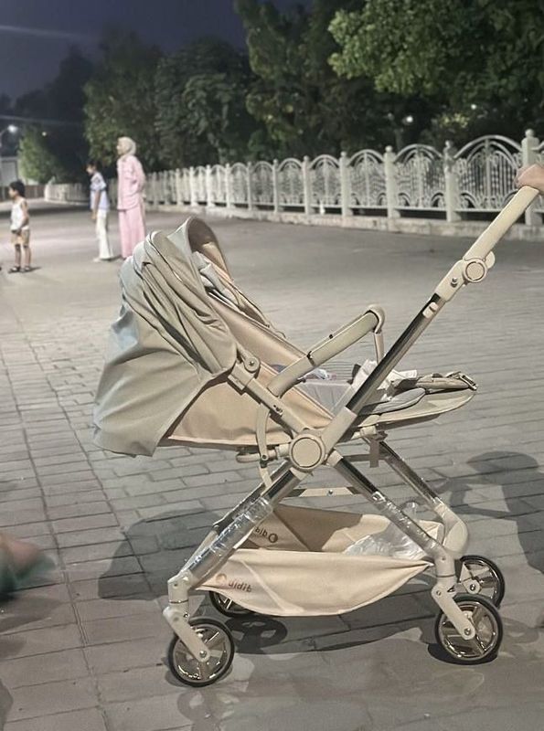 Kolyaska sotiladi Kolyaska sotiladi