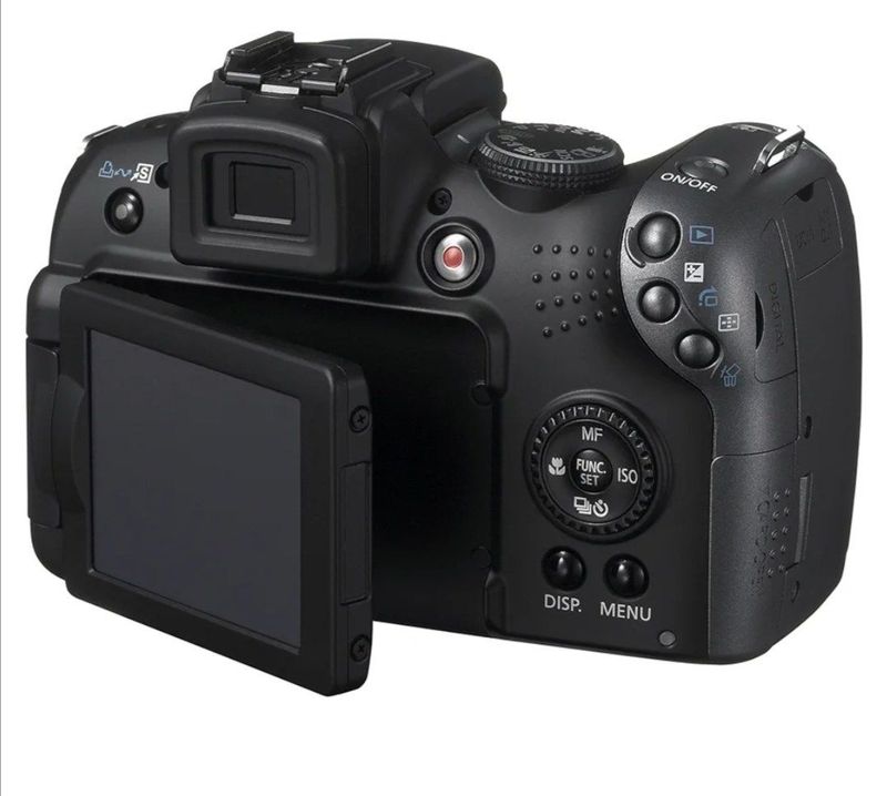 Canon Power Shot SX10IS 200$