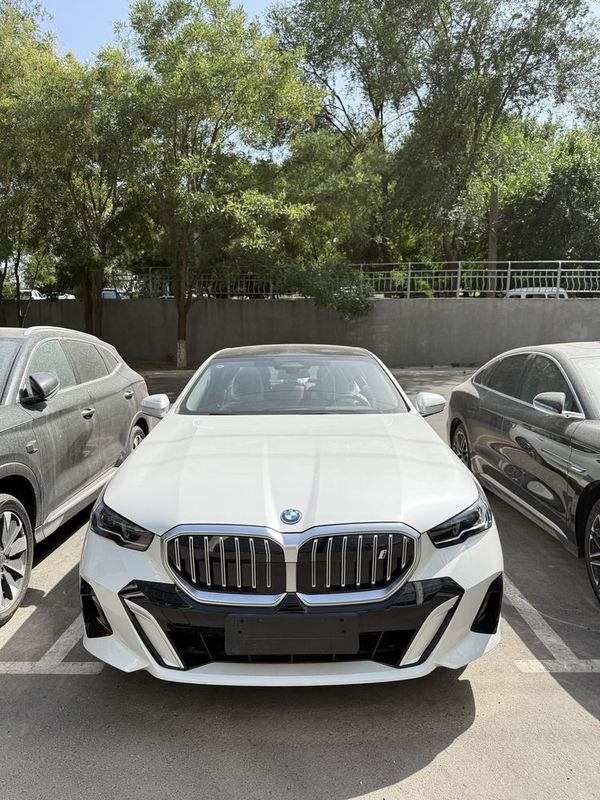 Bmw i5 35 l m paket Bmw i5 35 l m paket