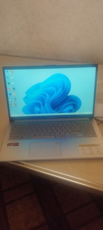 Продам Ноутбук Asus Vivobook Продам Ноутбук Asus Vivobook