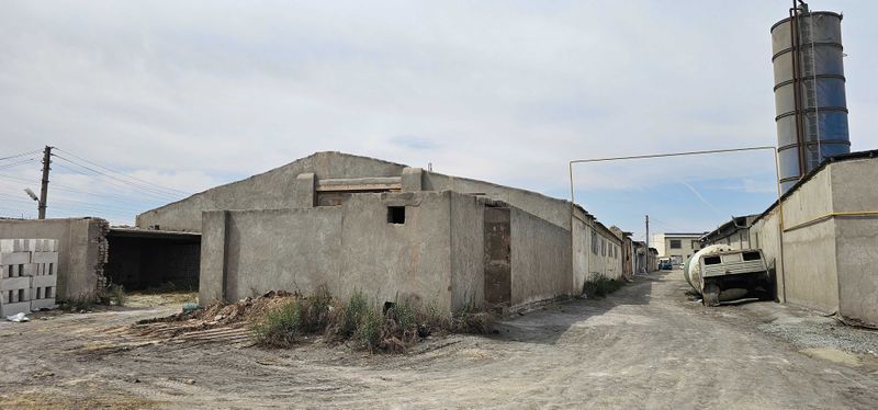 Урганч шахар Саноатчилар кучасида жойлашган нотурар бино сотилади Урганч шахар Саноатчилар кучасида жойлашган нотурар бино сотилади