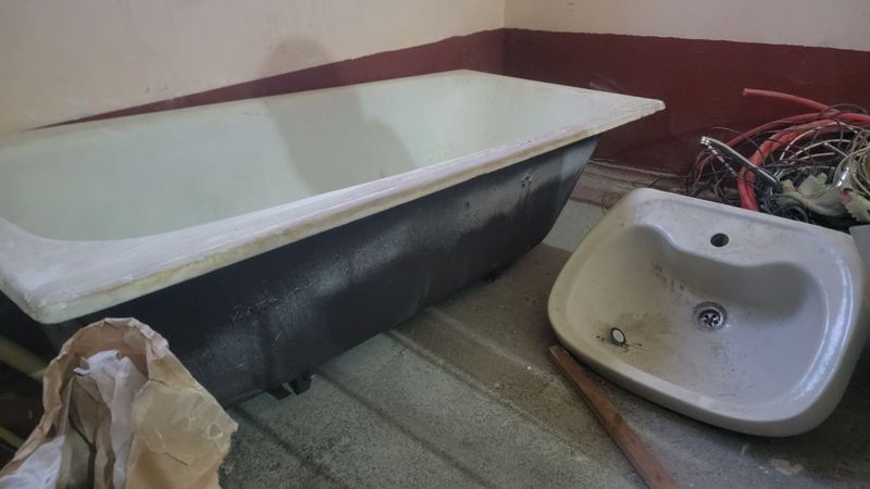 Vanna sotiladi kelishtirib beramiz Vanna sotiladi kelishtirib beramiz
