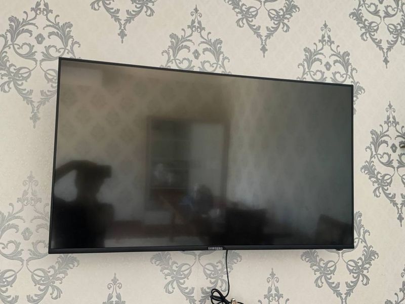 Samsung telivizor 43 talik Samsung telivizor 43 talik